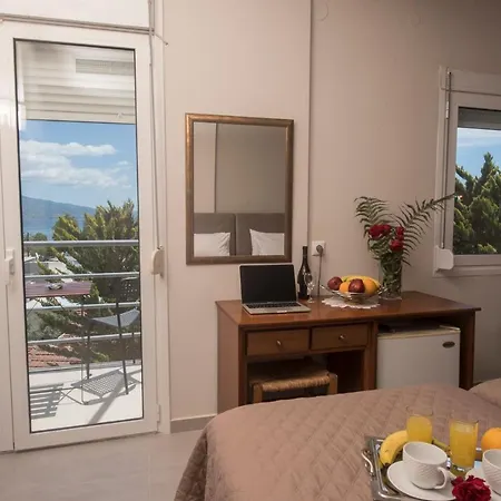 Filoxenia Волос