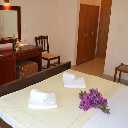 Hotell Filoxenia 2*